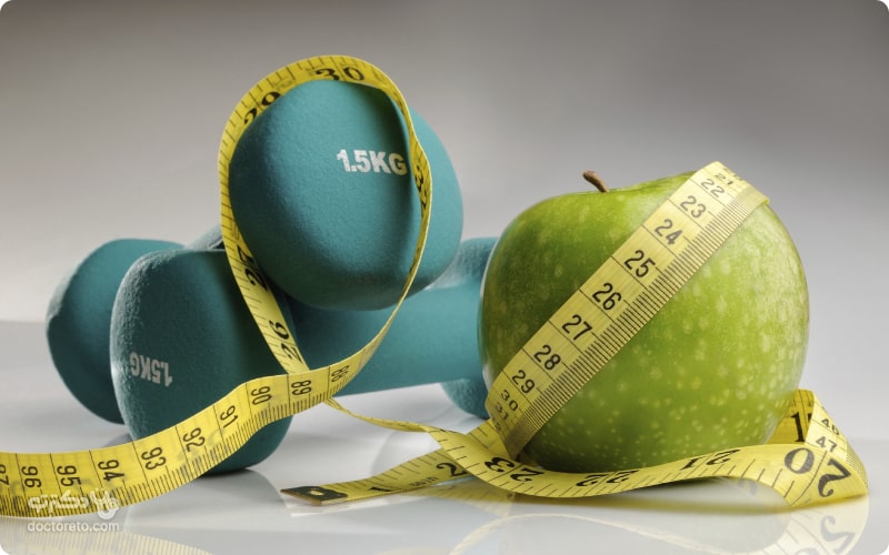 یکی از میوه‌های مفید برای درمان چاقی، سیب است
